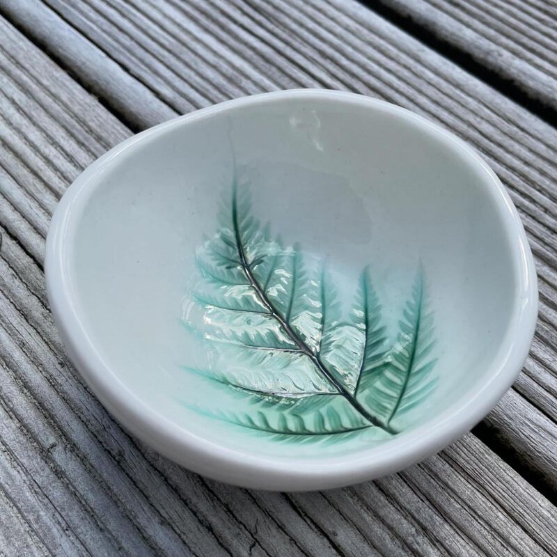 Michelle Bow Ceramics Leaf Ring Dish image number 5